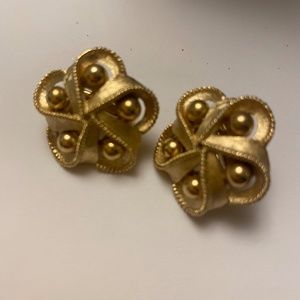 Trafari goldstone earrings clipon